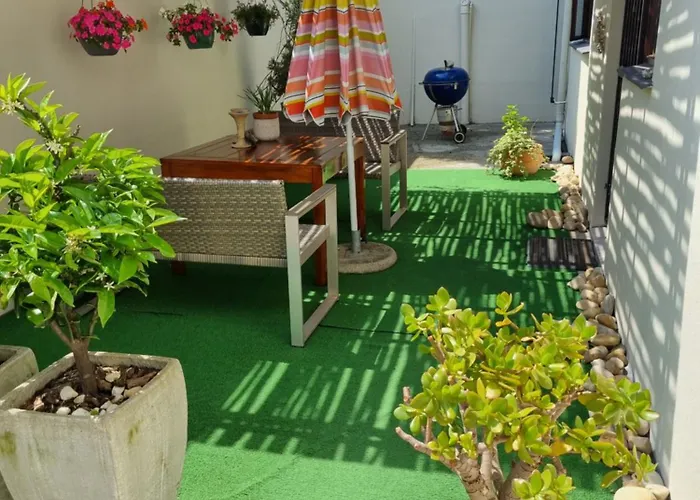 Barlinka Lane Selfcatering Flatlet , Somerset West