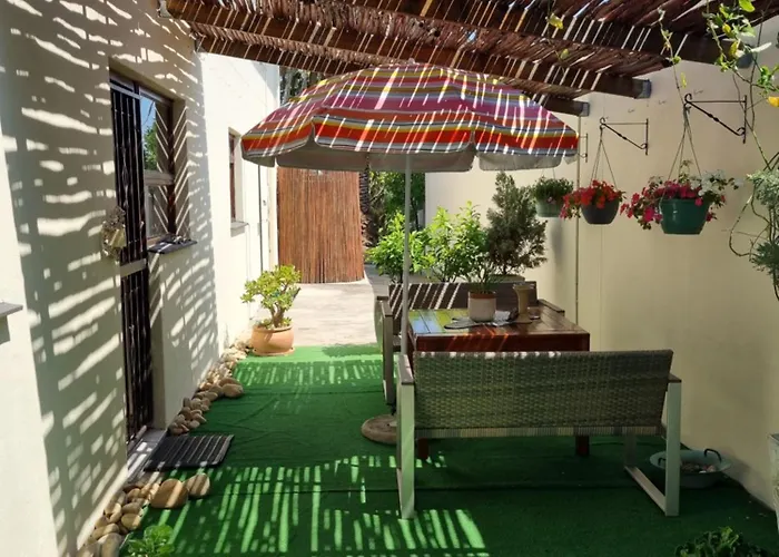 Barlinka Lane Selfcatering Flatlet , Somerset West