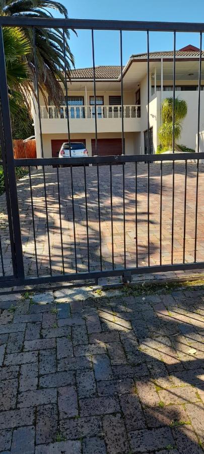 Apartamento Barlinka Lane Selfcatering Flatlet , Somerset West *